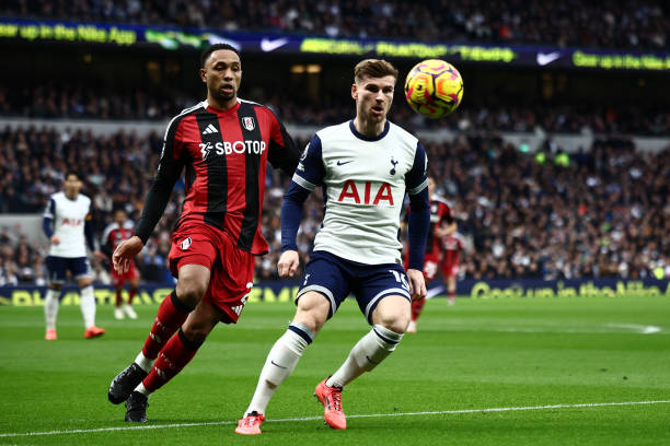 西甲-姆巴佩帽子戏法 皇马3-0客胜巴拉杜利德.