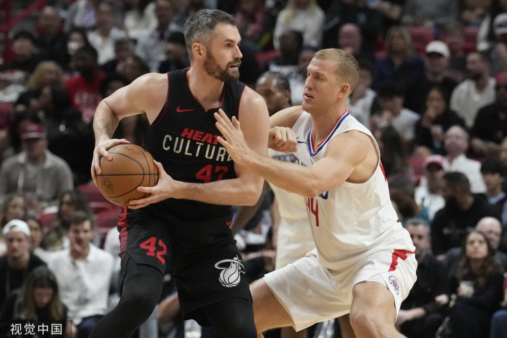 穆裏尼奧對羅馬的歐聯勝利不滿意，但贊賞盧卡庫的進球.